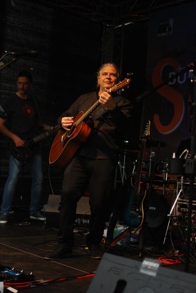 DSC 0100